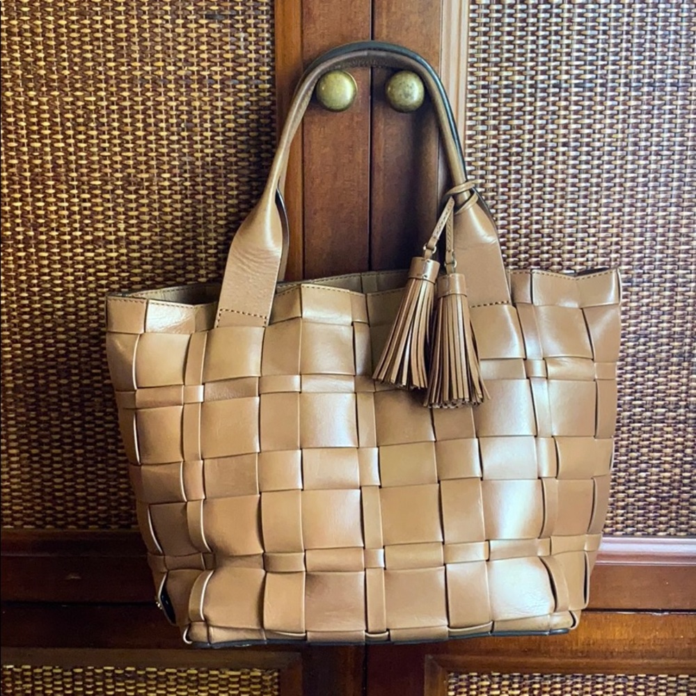 Michael kors  Vivian woven leather tote bag
